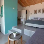Villa Kefi Spitia *