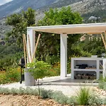 Villa Kefi Spitia *